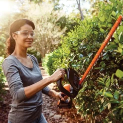 WORX Power Share 20 V Cordless Hedge Trimmer, 22-in 22 WORX Power Share 20 V Cordless Hedge Trimmer, 22-in -Coleman Sales Store worx 20v 20 hedge trimmer f8f97467 ec5d 47e4 b5e7 2980aa4b52ee