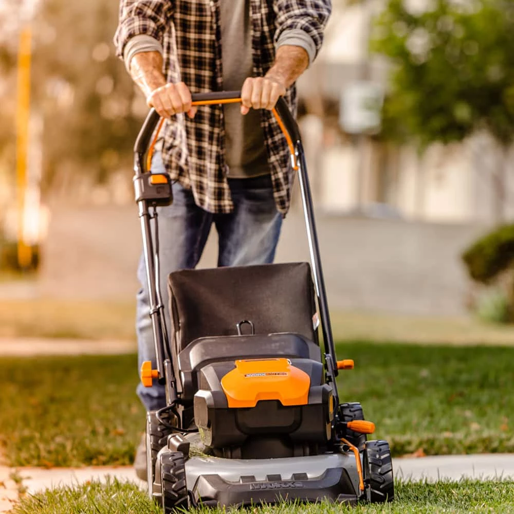 WORX Nitro 3-in-1 2x20V 5Ah Battery Cordless Brushed Walk Behind Push Lawn Mower, 20-in 13 WORX Nitro 3-in-1 2x20V 5Ah Battery Cordless Brushed Walk Behind Push Lawn Mower, 20-in - Image 13